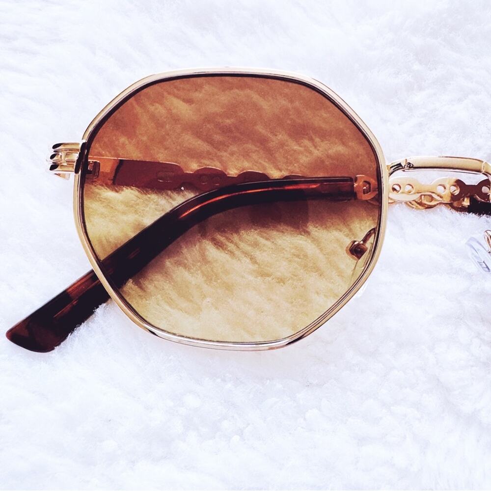 Phoebe Brown Geometric Sunglasses - Picture 3 of 13